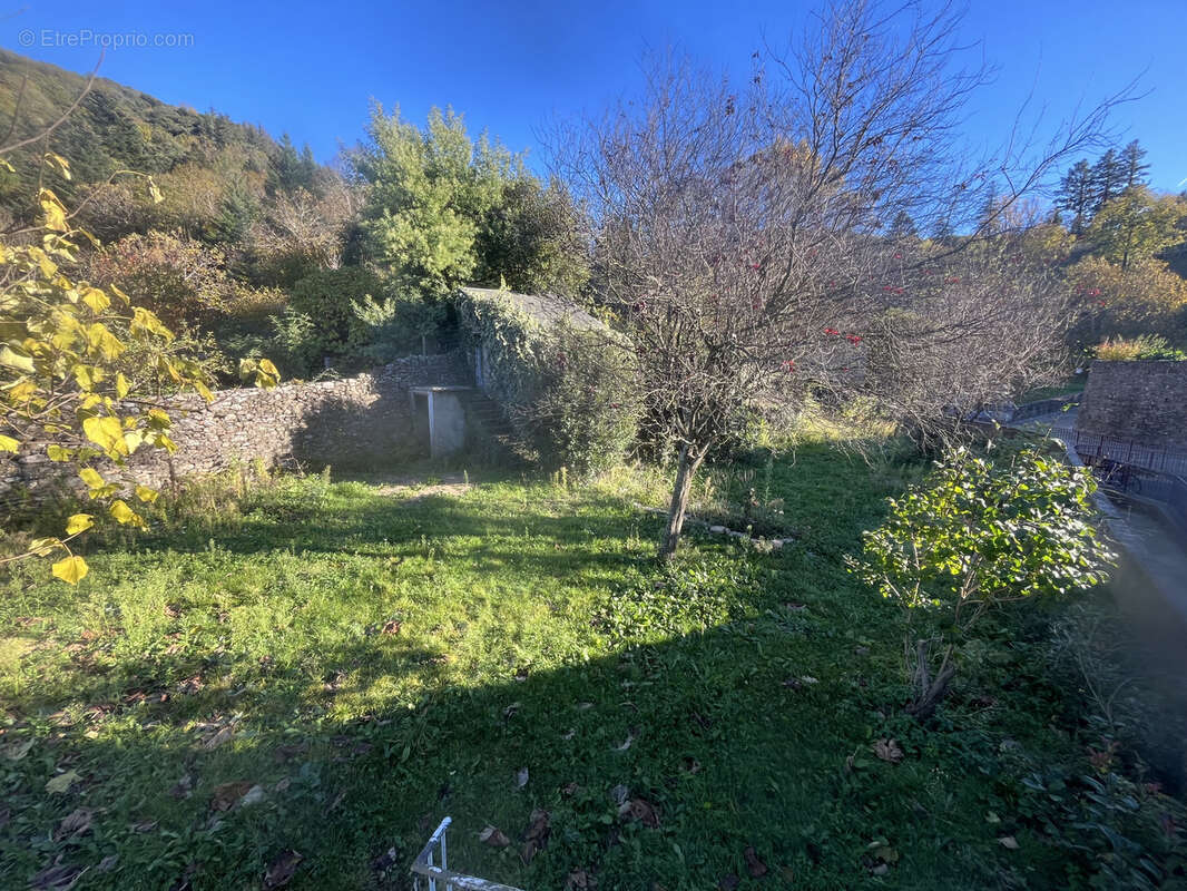 Maison à SAINT-GERVAIS-SUR-MARE