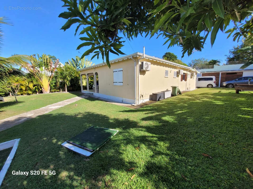 Maison à PORT-LOUIS