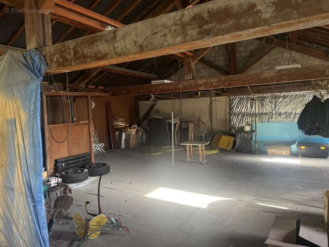 Maison à SAINT-VERAND