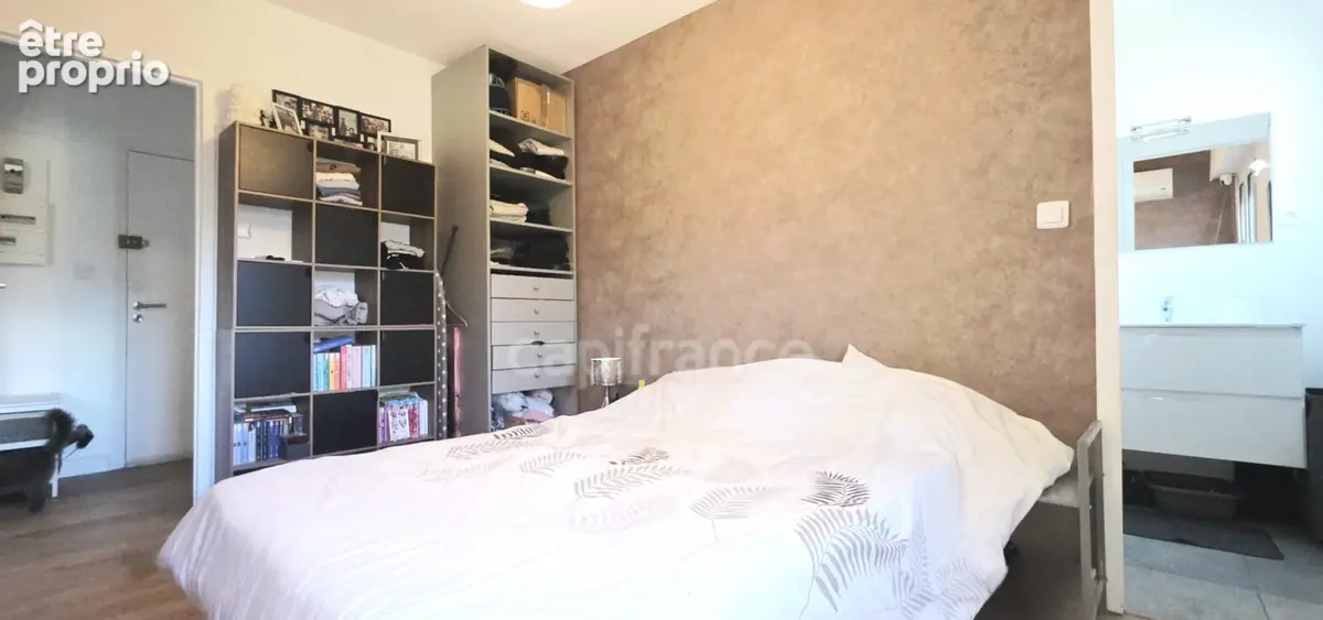 Appartement à vendre T2  libre de suite BASTIA SUD vue imprenable - photo 3