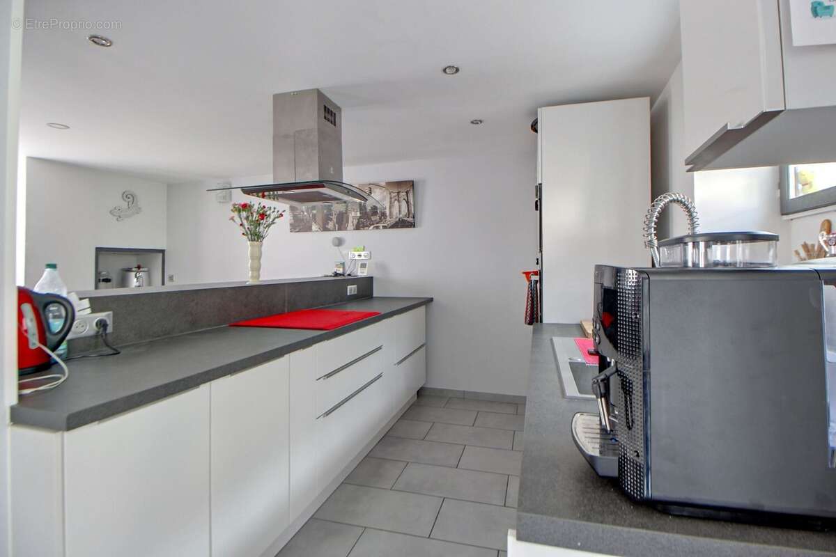 Maison à VERNEUIL-SUR-SEINE