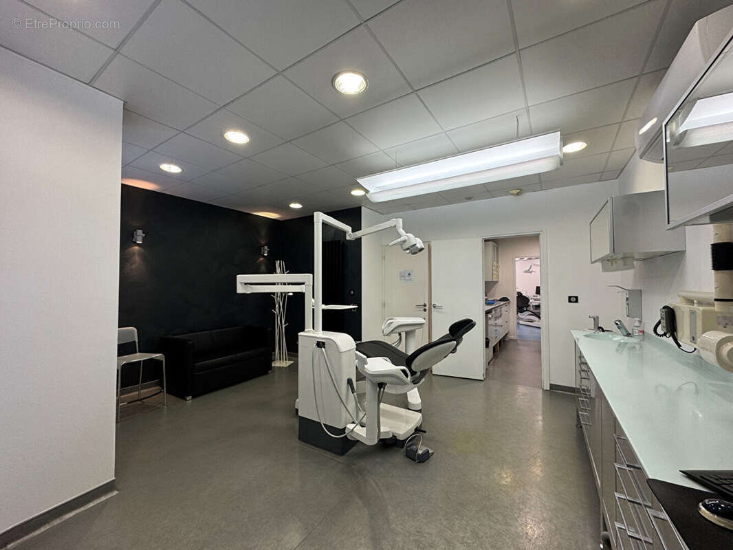 Commerce à SIERCK-LES-BAINS