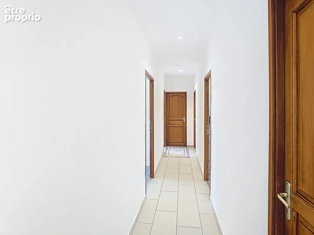 Appartement T5 de 117 m² - MONTRABÉ - photo 4
