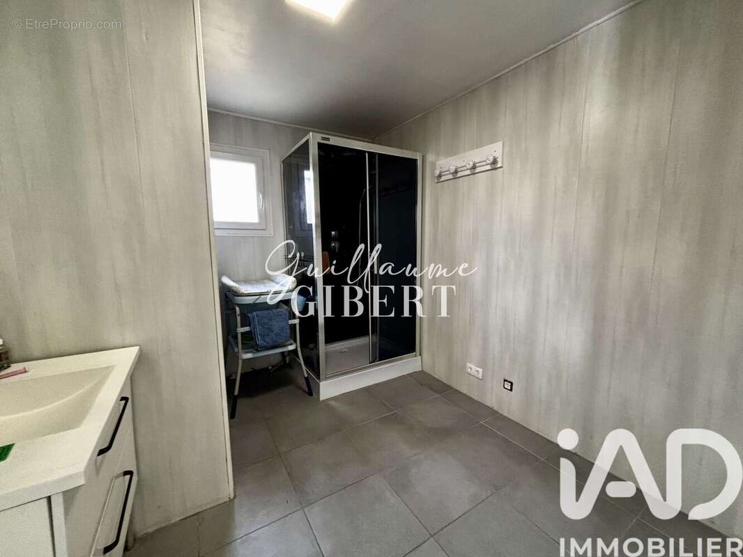 Maison 106 m² à Les Tourrettes  - photo 9