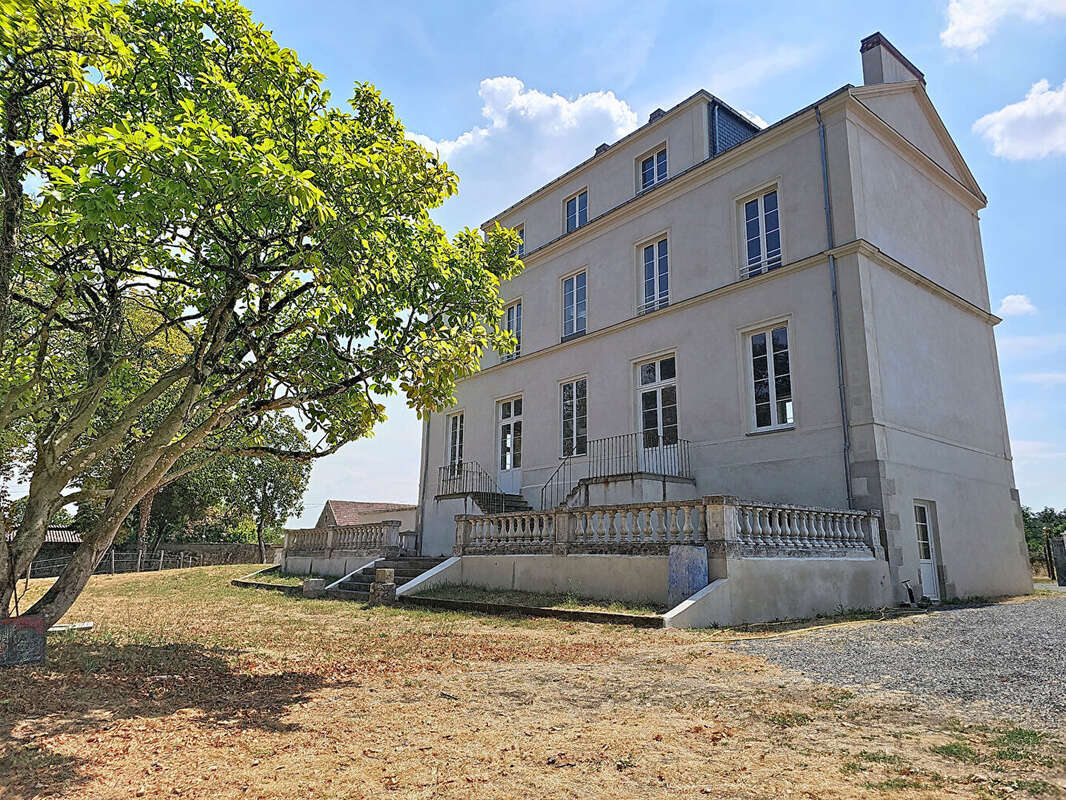 Maison de maître Les Sorinieres 8 pièce(s) 325 m2 - photo 16