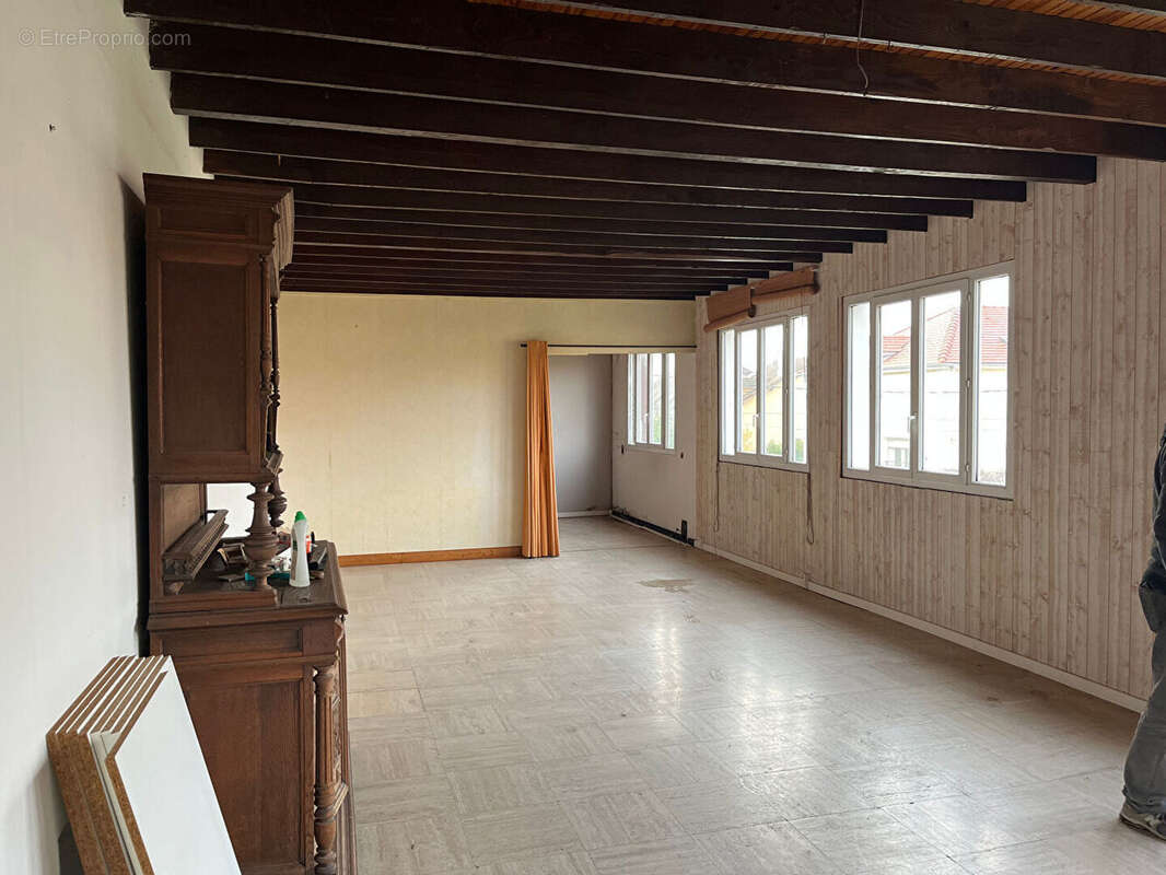 Maison à LE BLANC-MESNIL