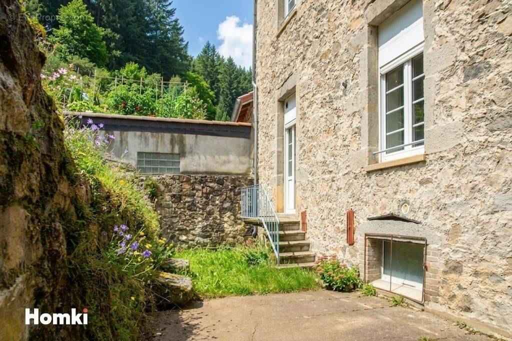Appartement à LA SEAUVE-SUR-SEMENE