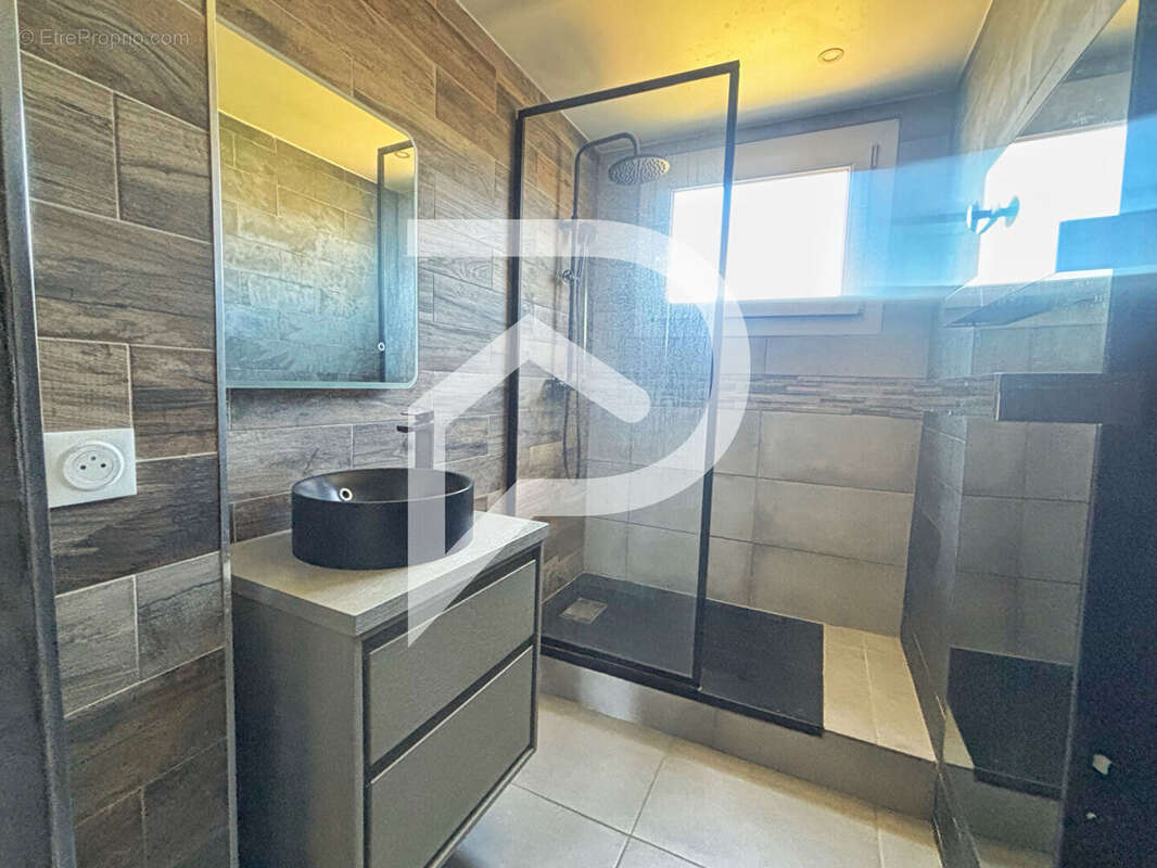 Appartement à MARIGNANE