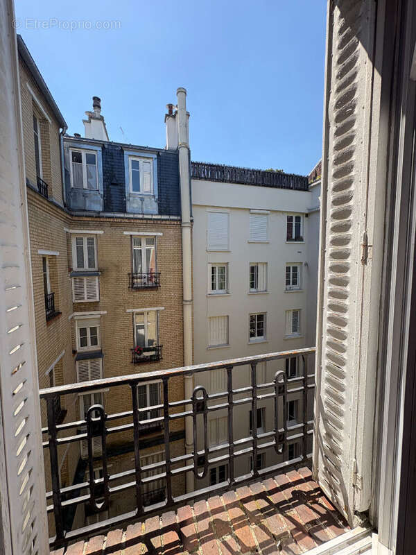 Appartement à PARIS-15E