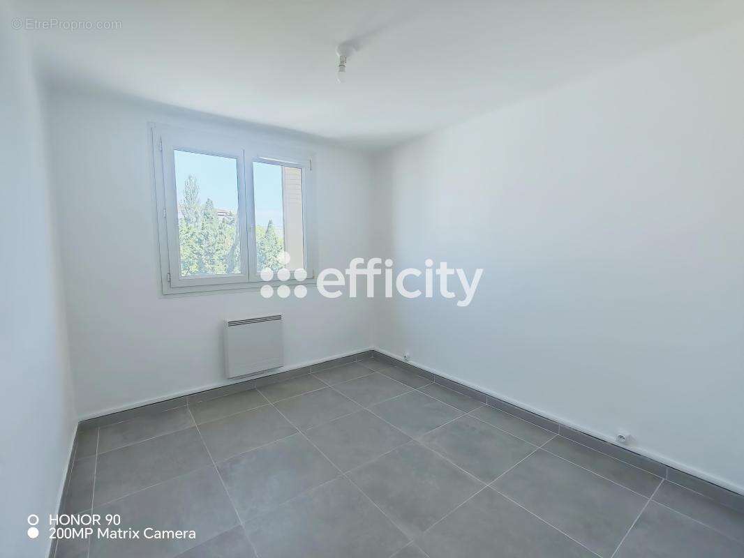 Appartement à MARSEILLE-14E