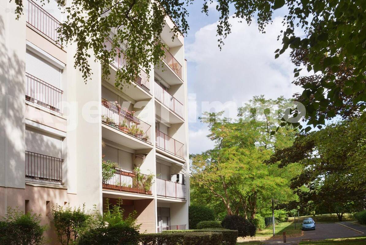 692609-6020447 - Appartement à YERRES