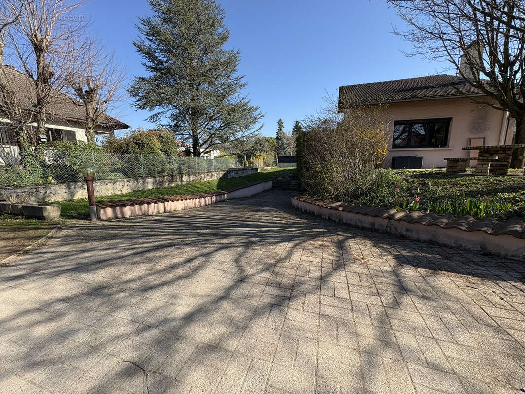 Maison à AMBERIEU-EN-BUGEY