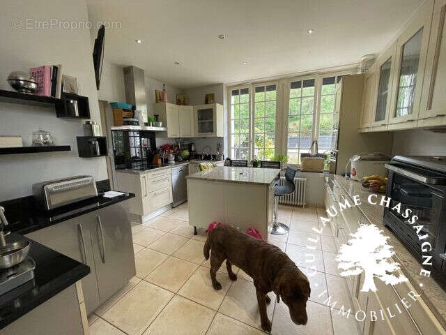 Maison à SAINT-AMAND-MONTROND