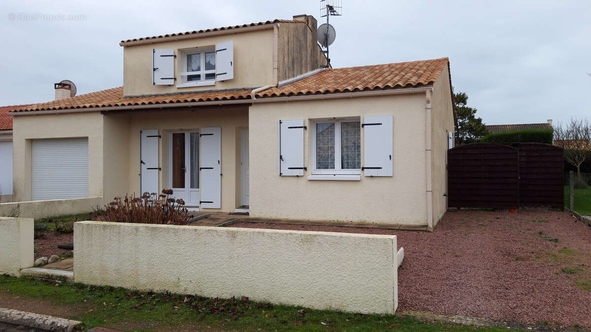 Maison à LONGEVILLE-SUR-MER