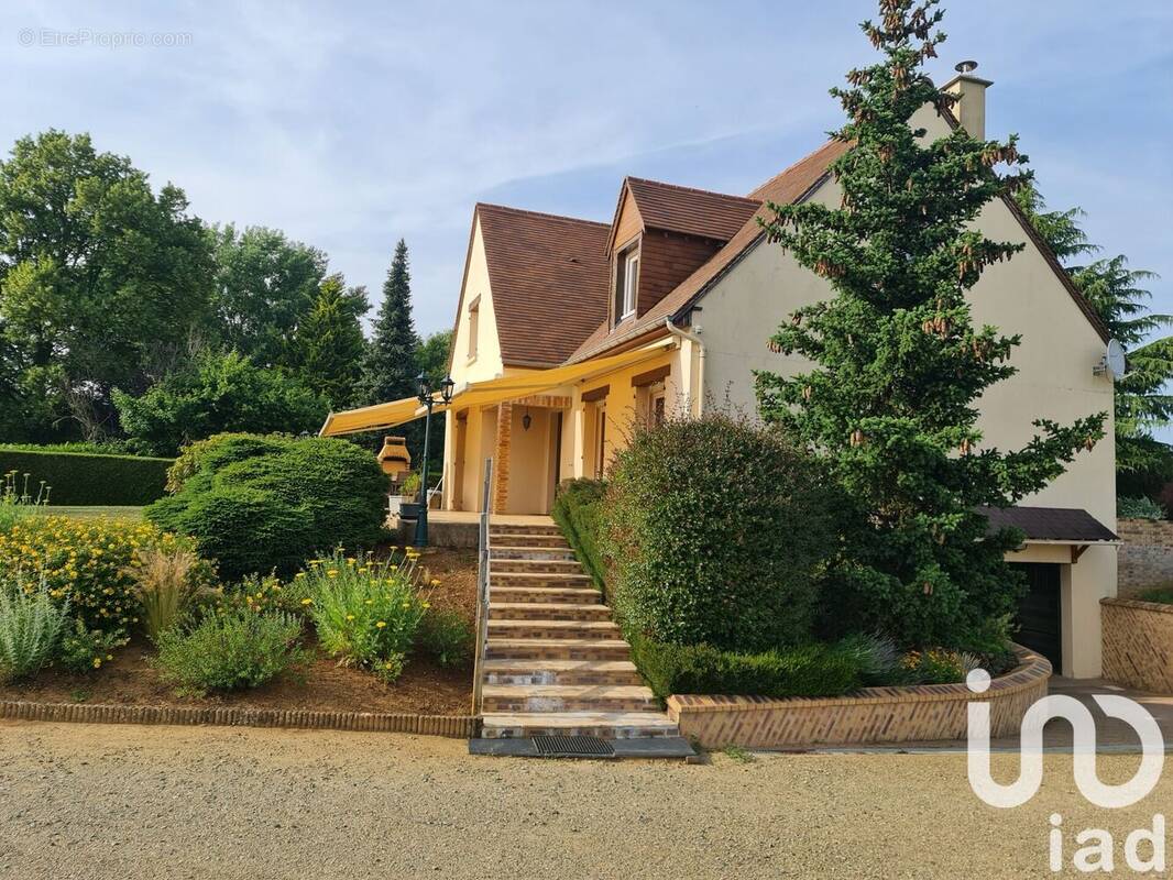 Photo 1 - Maison à SAVIGNE-L'EVEQUE