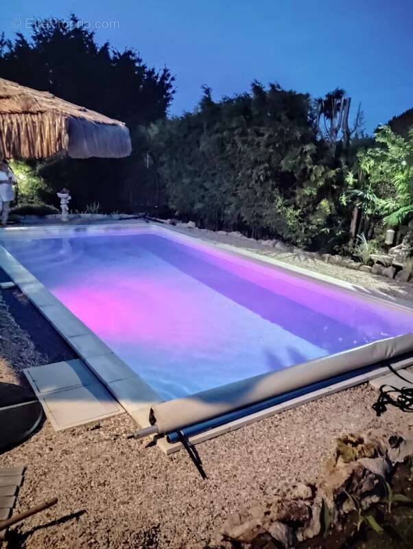 Maison à VILLENEUVE-LA-GUYARD