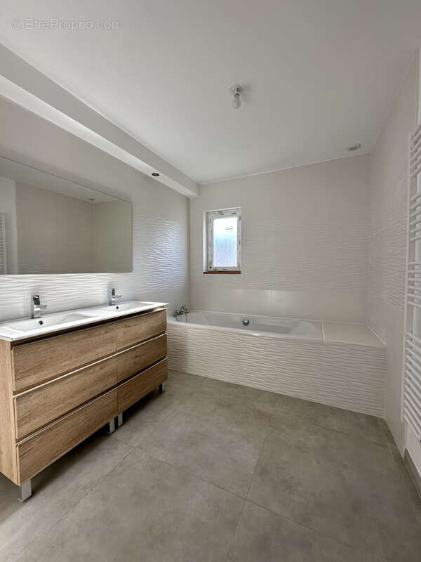 Maison à FERRALS-LES-CORBIERES