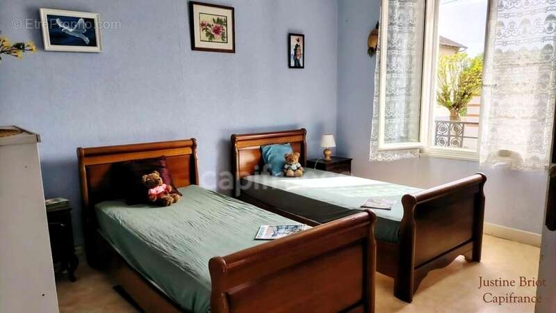 Maison à VARENNES-VAUZELLES