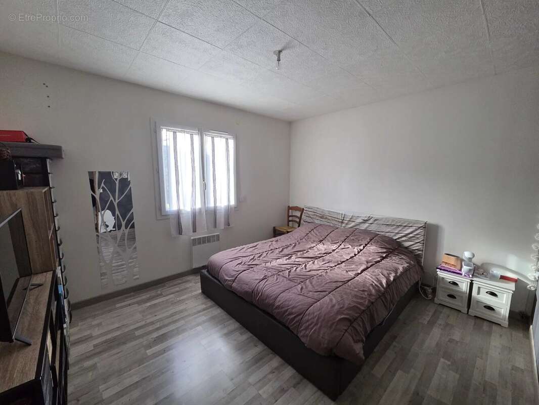 Maison à GILHOC-SUR-ORMEZE