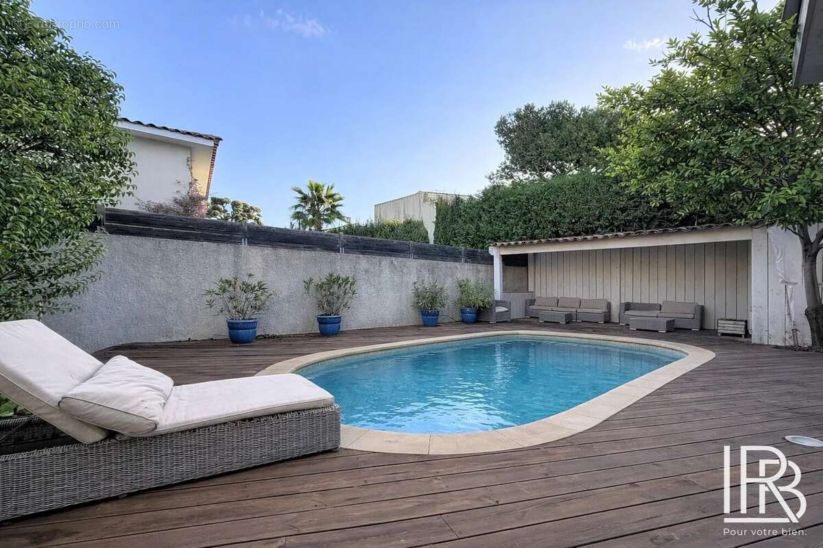 Maison à MARSEILLE-7E