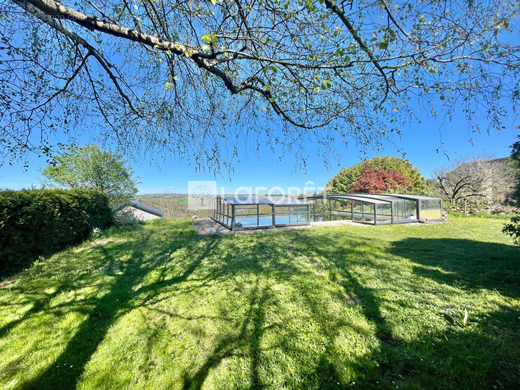 Maison à LESCURE-JAOUL