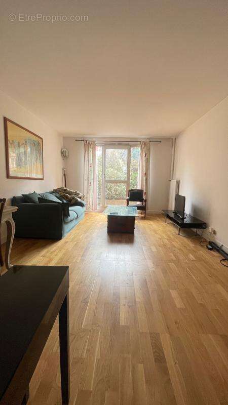 Appartement à LES ULIS