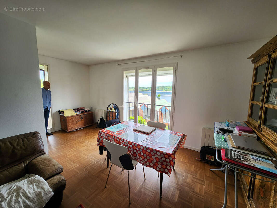 Appartement à DOURDAN