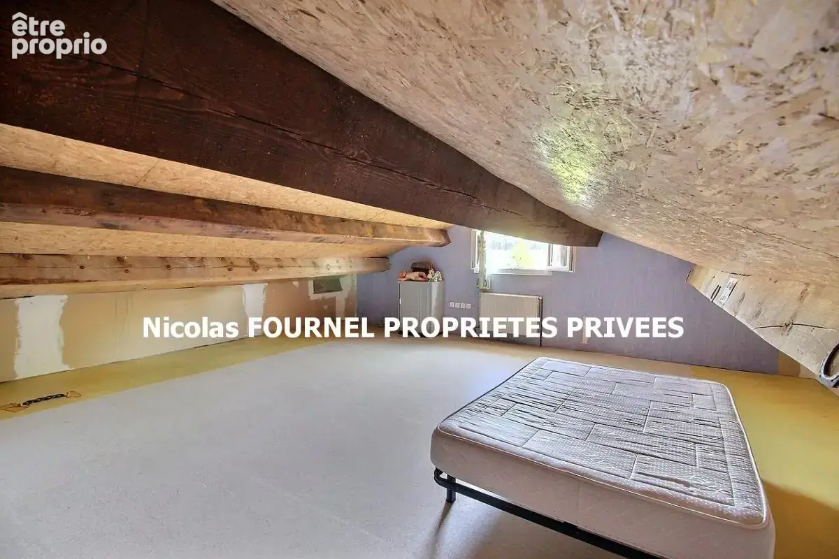 Entre SAINT JUST MALMONT 43240 ET JONZIEUX 42660 Maison sur 137m² de sous-sol  87,75m² habitables 3 chambres sur 1268m² de terra - photo 8