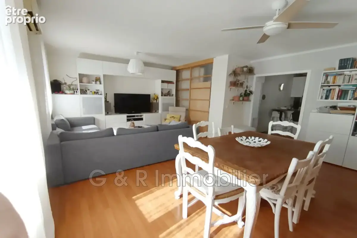 Appartement 3 pièces 72 m² à vendre à Aubagne (13400) - photo 2