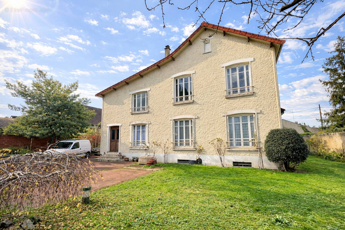 Maison à CONFLANS-SAINTE-HONORINE