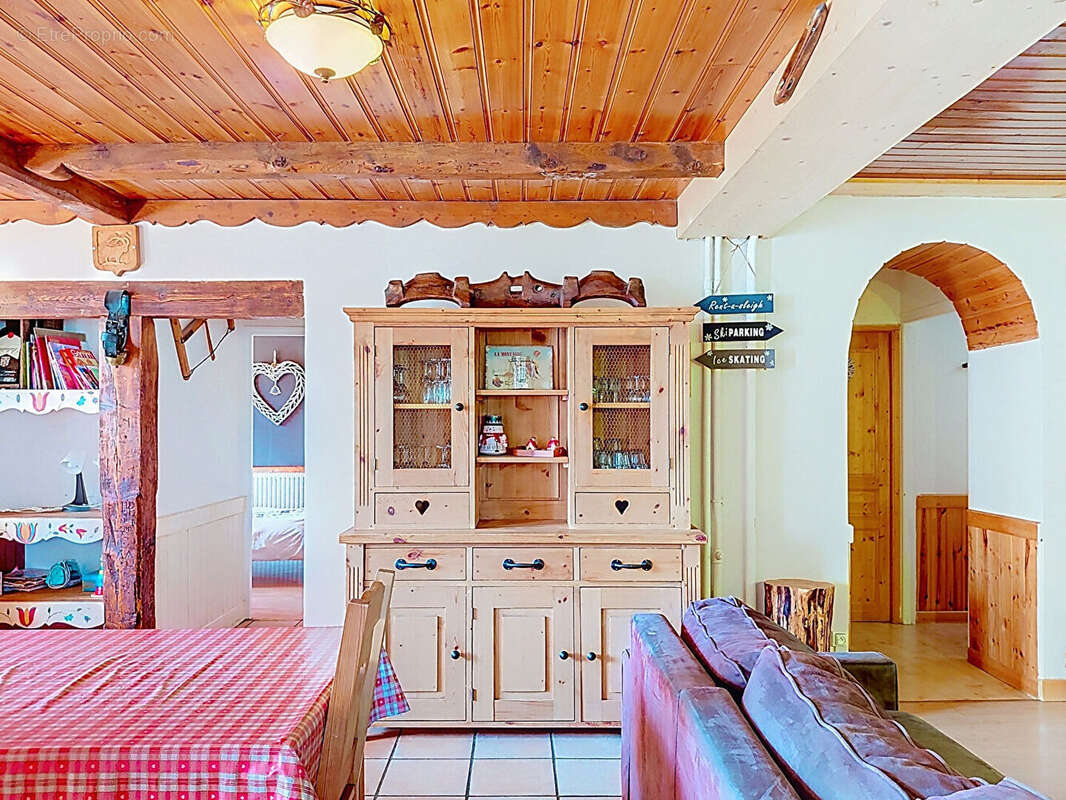 Chalet de 320 m² avec 3 gîtes indépendants - photo 3