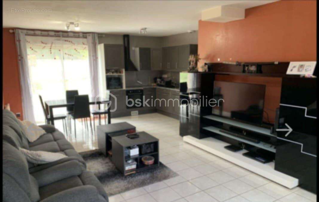 Maison à ARCES-DILO