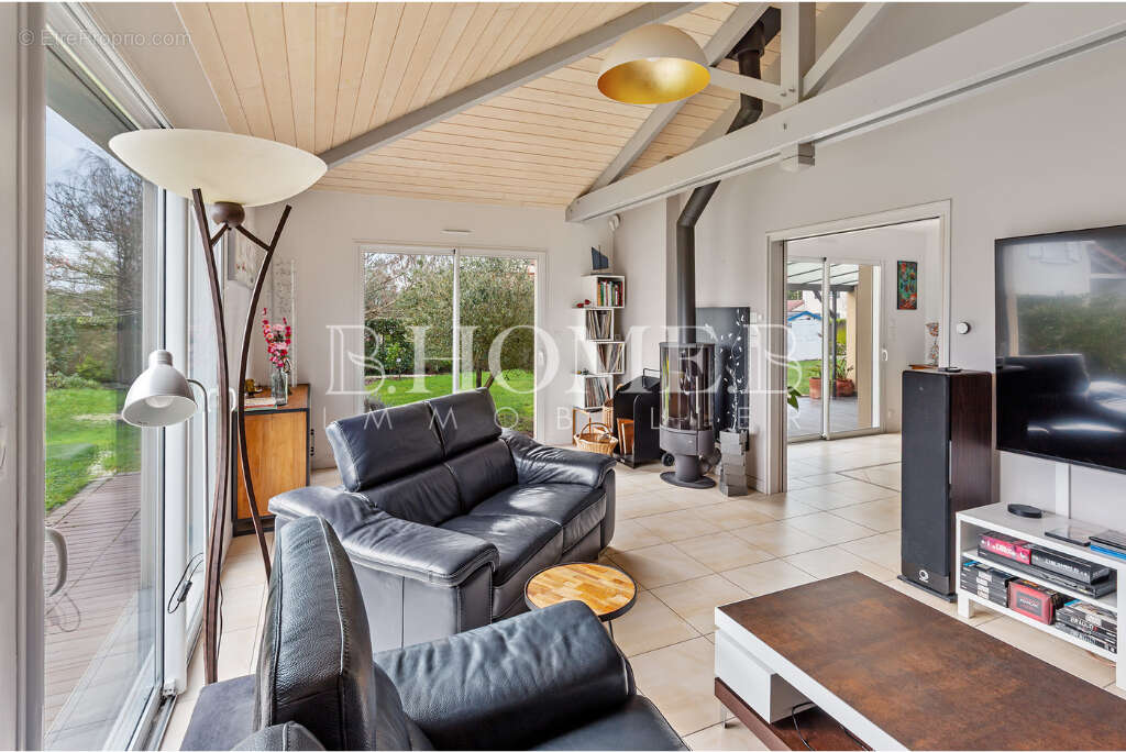 Maison La Bernerie En Retz 6 pièce(s) 147 m2 - photo 2