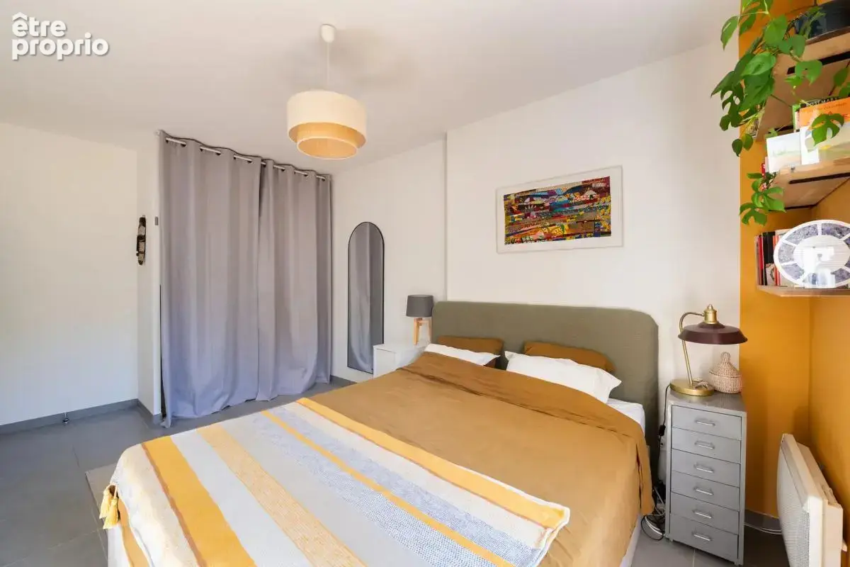 A vendre t3 renove avec garage et terrasse a marseille 13004 - photo 9