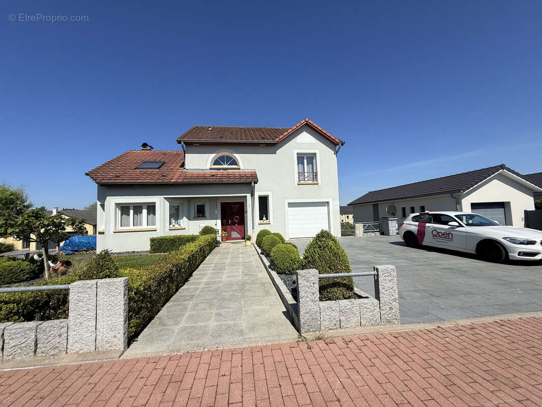 Maison à ROUSSY-LE-VILLAGE