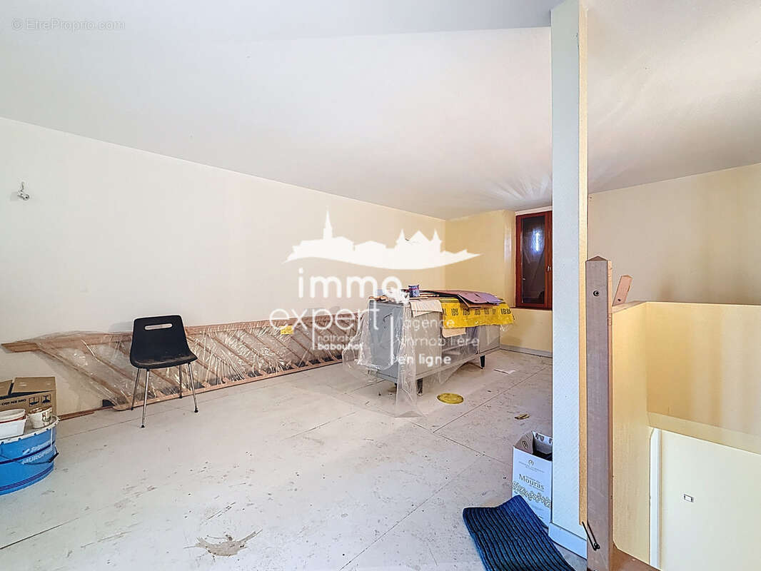 Appartement à MIRECOURT