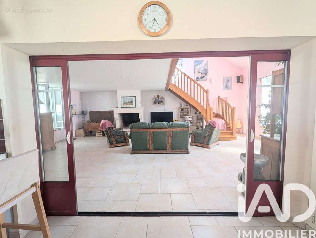 Photo 9 - Maison à YVES