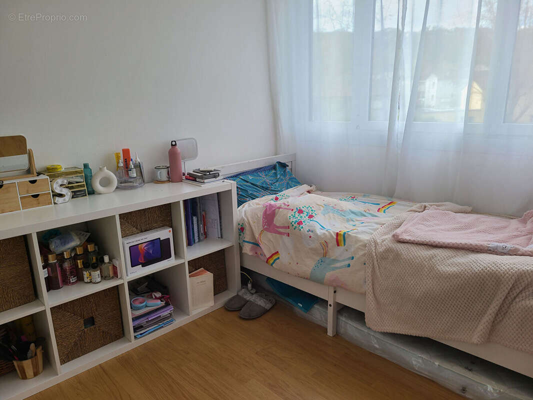 Appartement à FONTENAY-LE-FLEURY