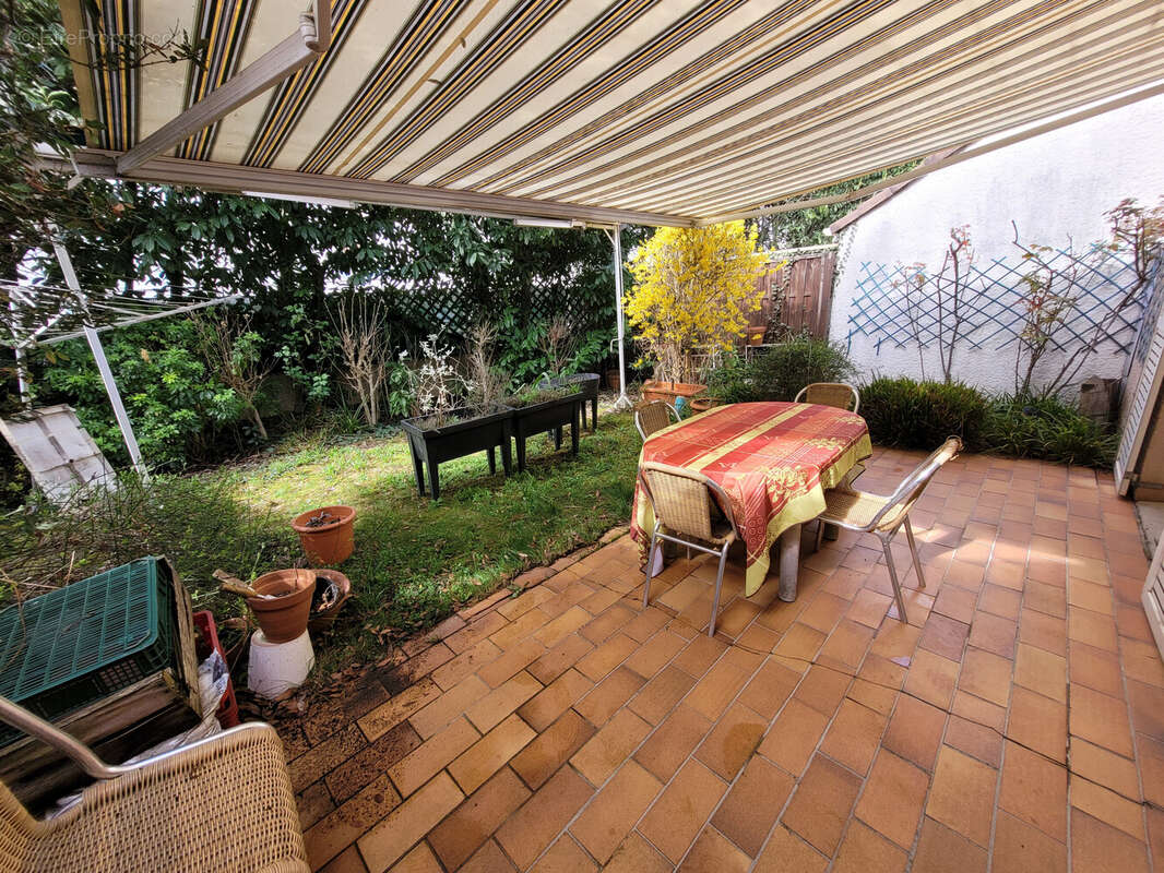 Maison à VILLENEUVE-LA-GARENNE