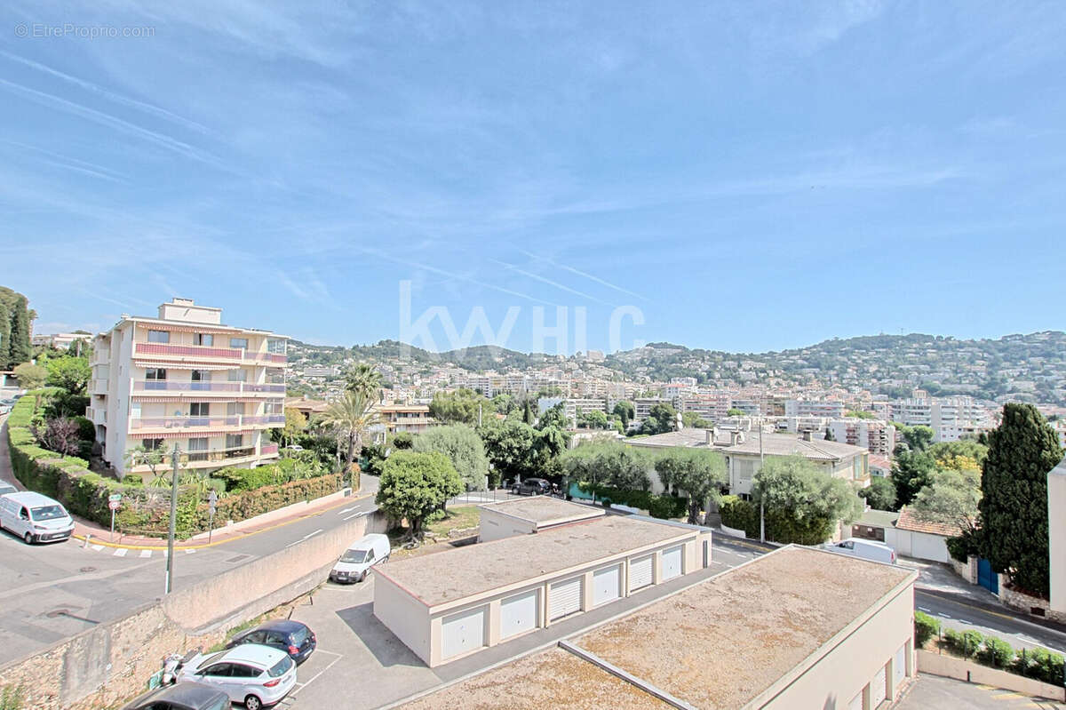 Appartement à LE CANNET