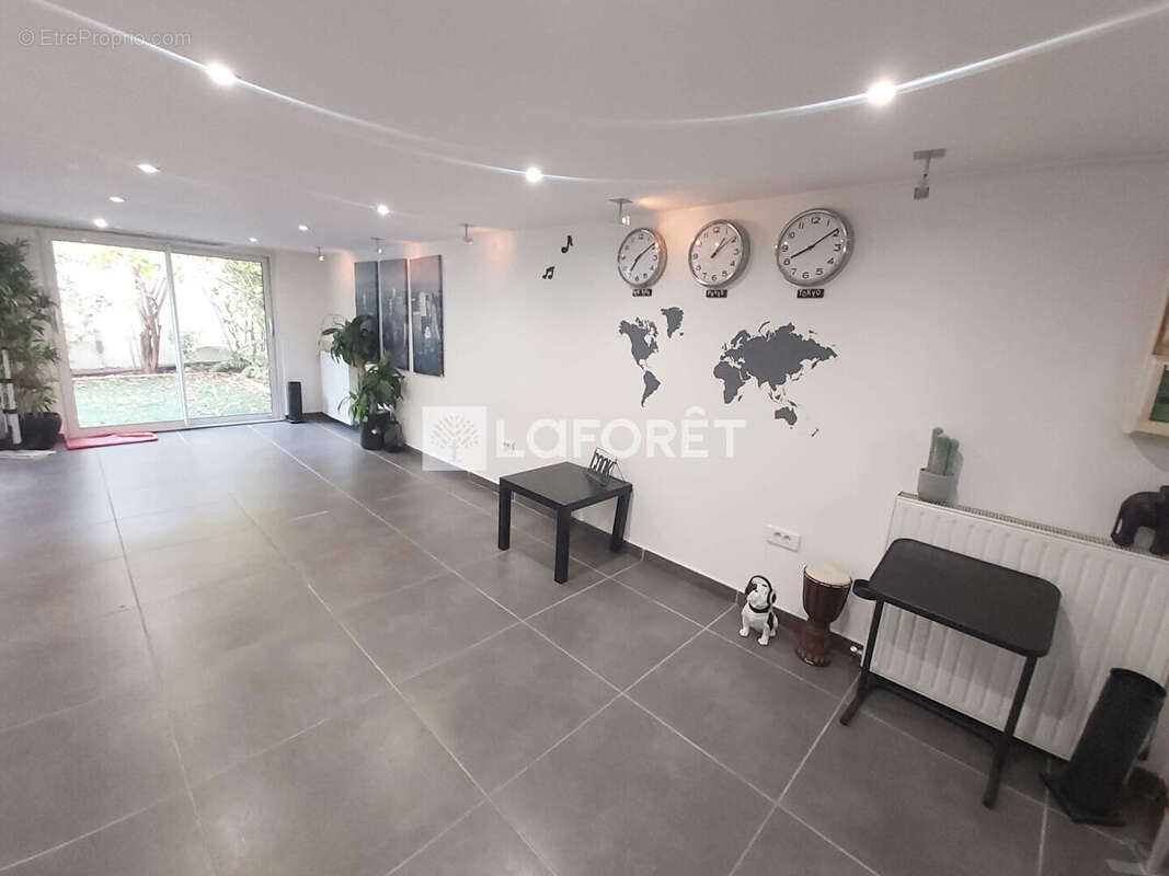 Maison à VILLEMOMBLE