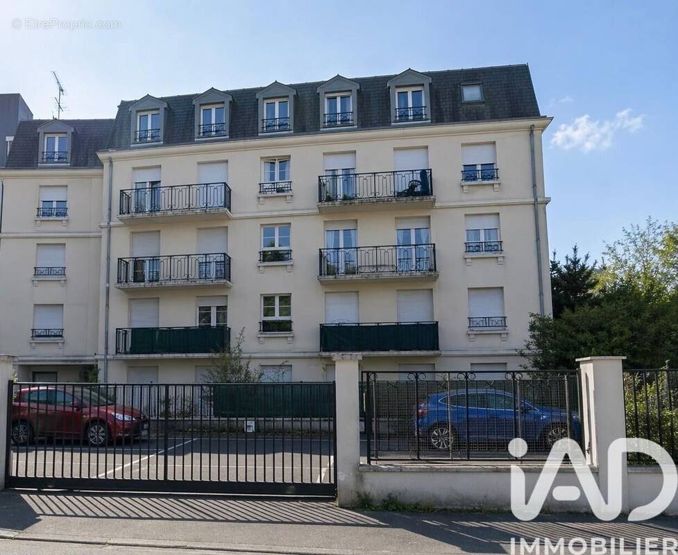 Photo 1 - Appartement à CORBEIL-ESSONNES