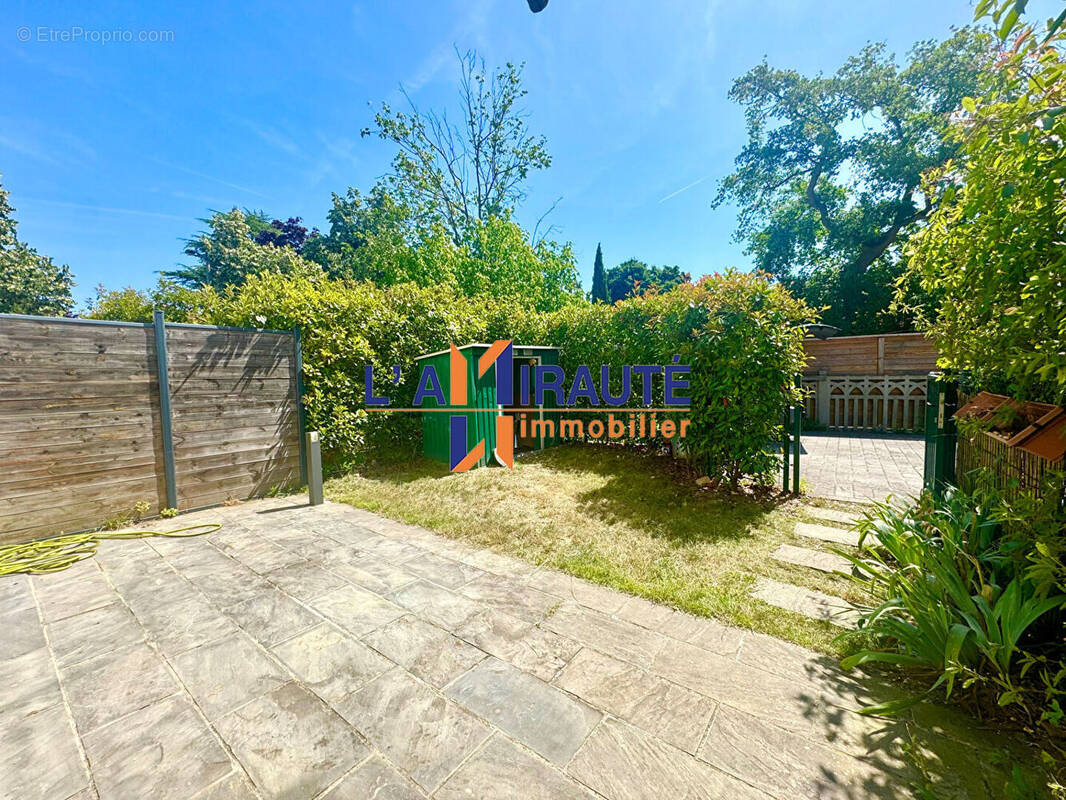 Maison à MAISONS-LAFFITTE