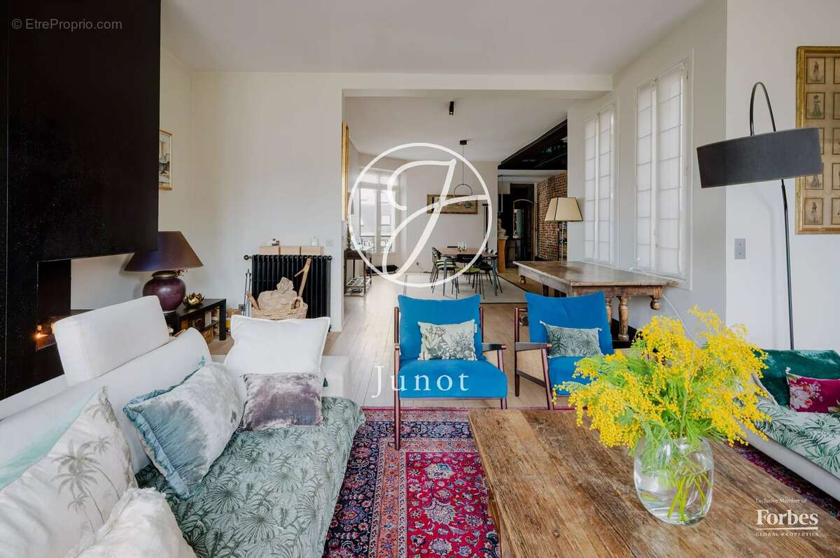 Appartement à PARIS-6E
