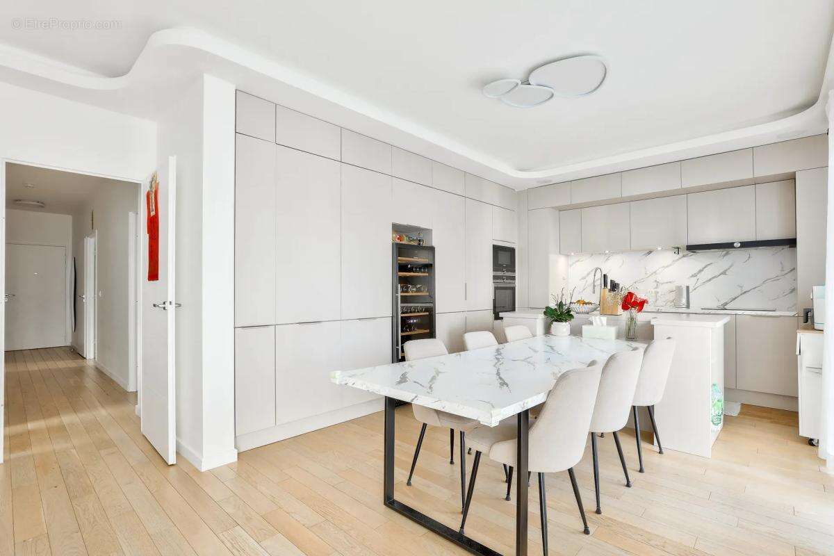 Appartement à CLICHY