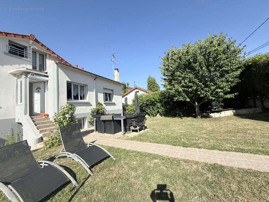 Maison à RUEIL-MALMAISON