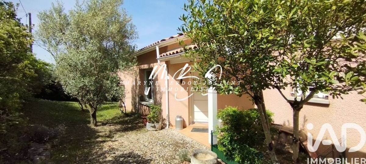 Photo 1 - Maison à ROQUEFORT