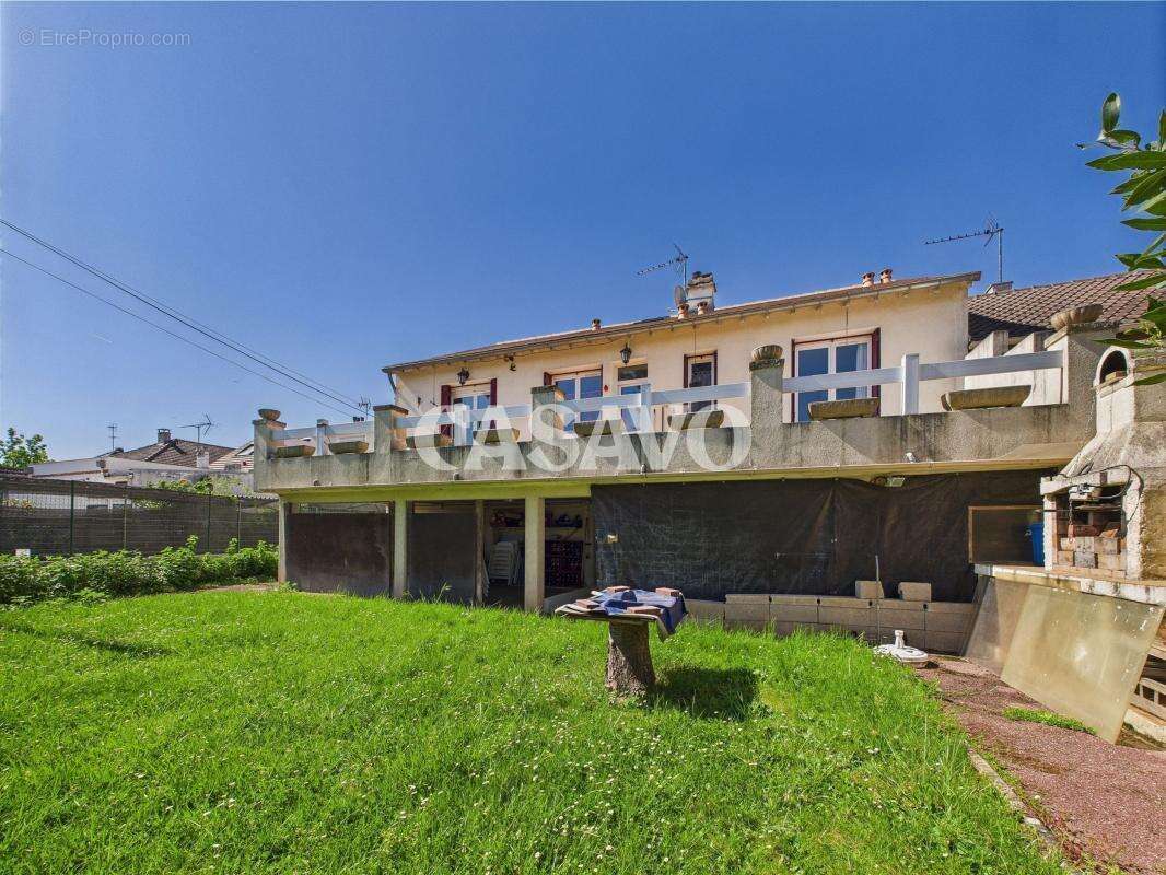 Maison à SAINT-OUEN-L&#039;AUMONE