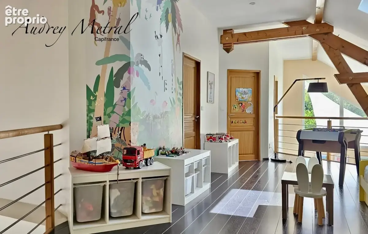 Villa à vendre à Serrières-en-Chautagne avec piscine, à 50 min de Genève et d'Annecy, 35 min d'Aix-Les-Bains et 15 min du Lac du - photo 13
