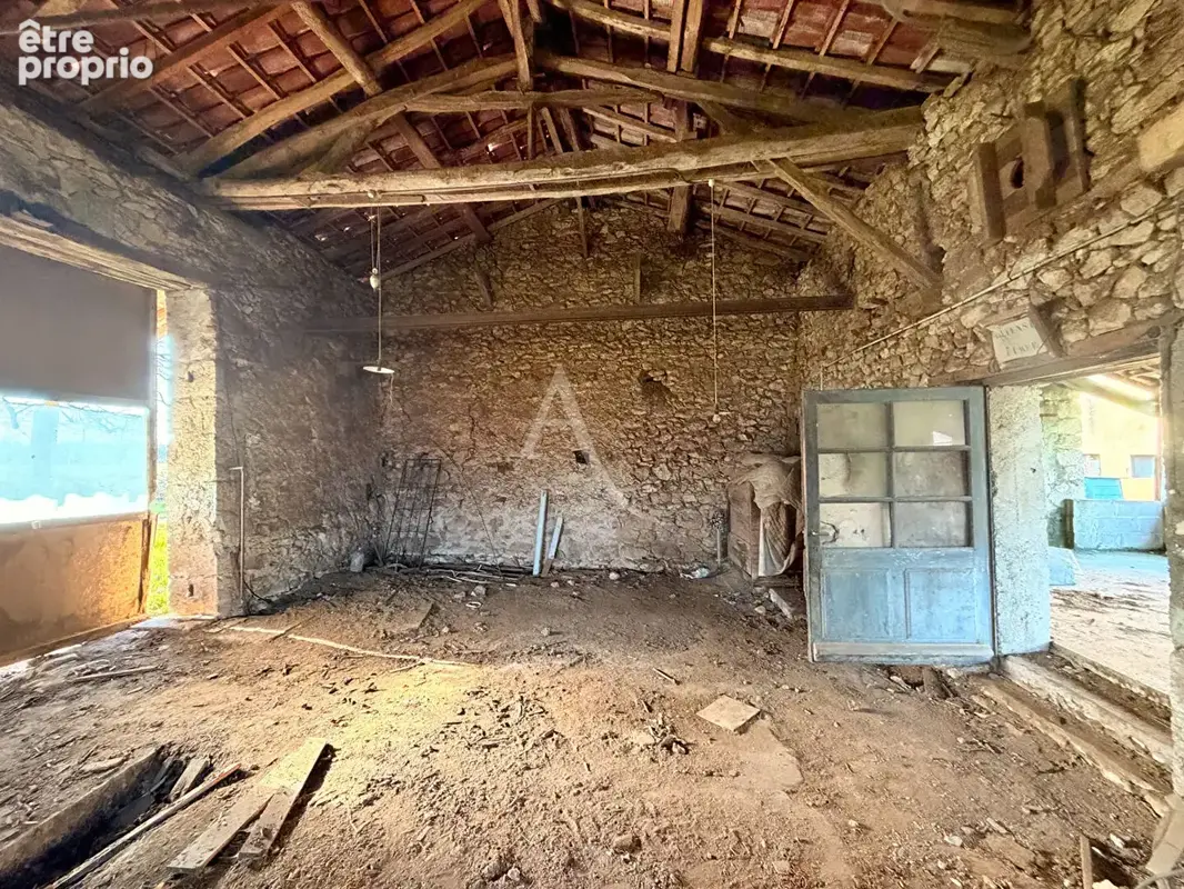 Maison au calme avec grange - photo 13